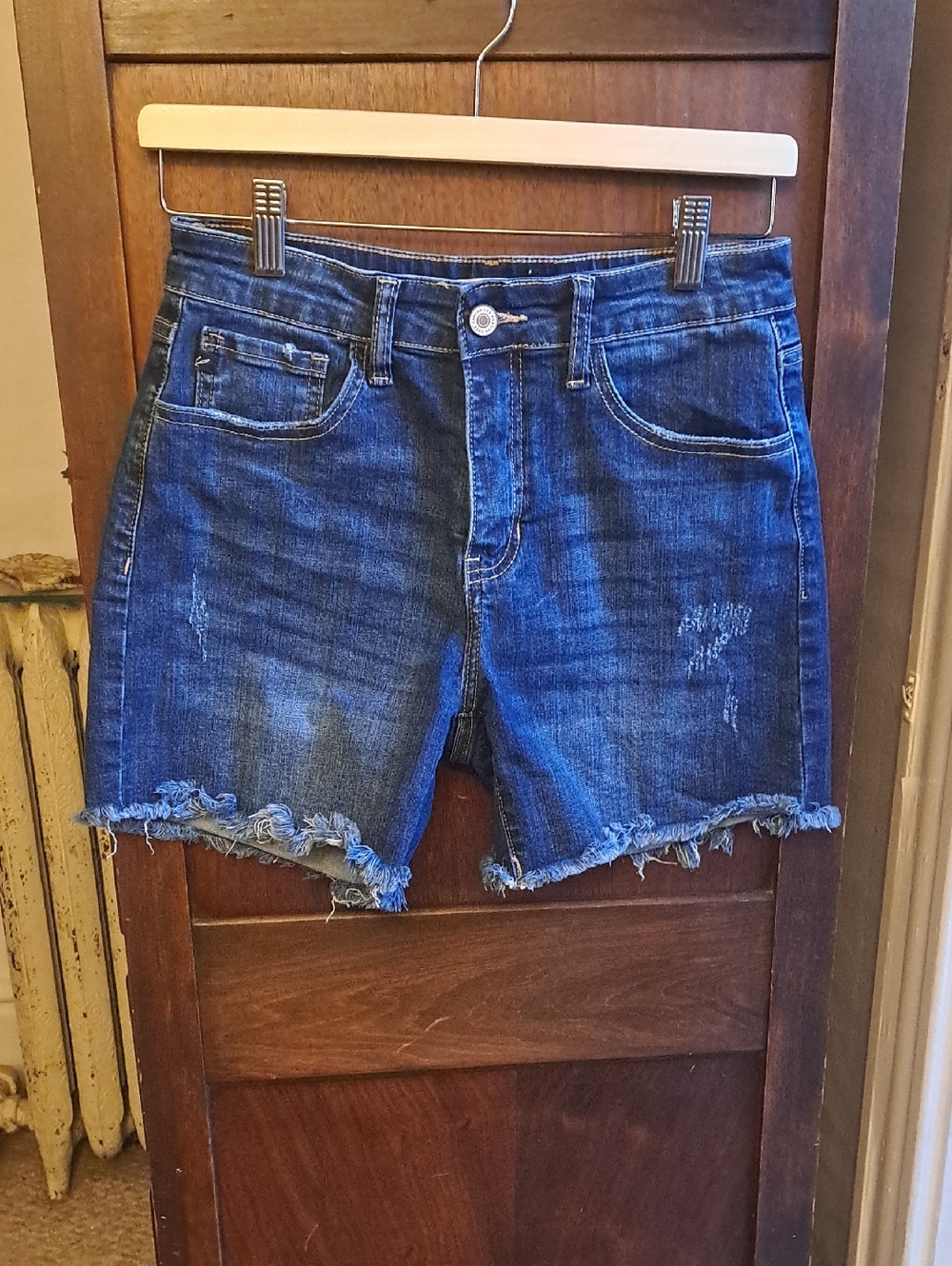 Kancan Size W7 27 Estilo Classic Dark Blue Denim Raw Hem Hi Rise Shorts